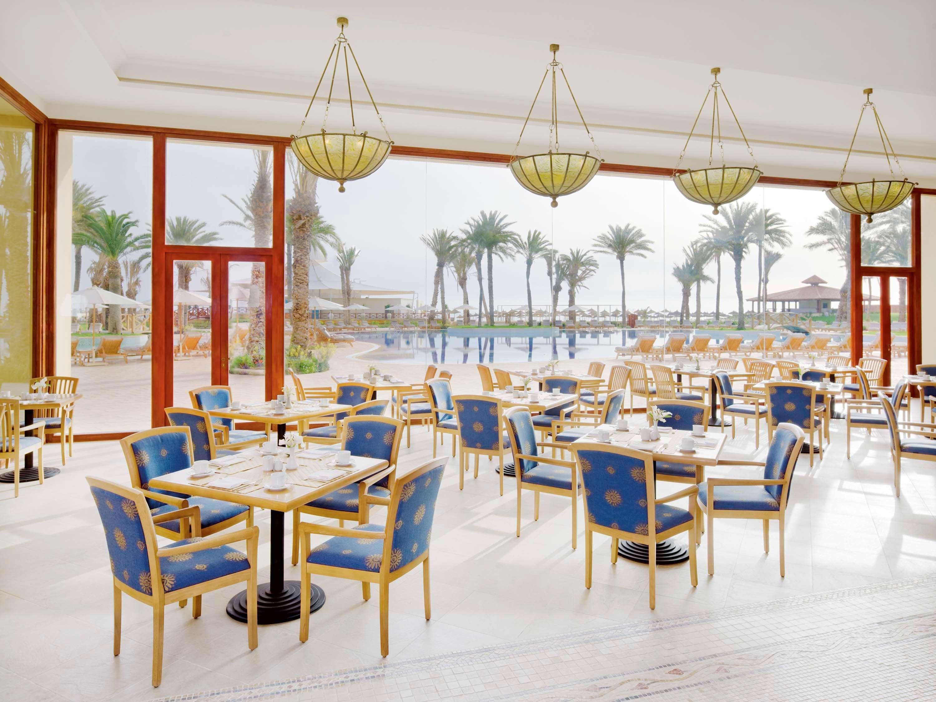 Moevenpick Resort & Marine Spa (סוס (עיר מראה חיצוני תמונה The restaurant