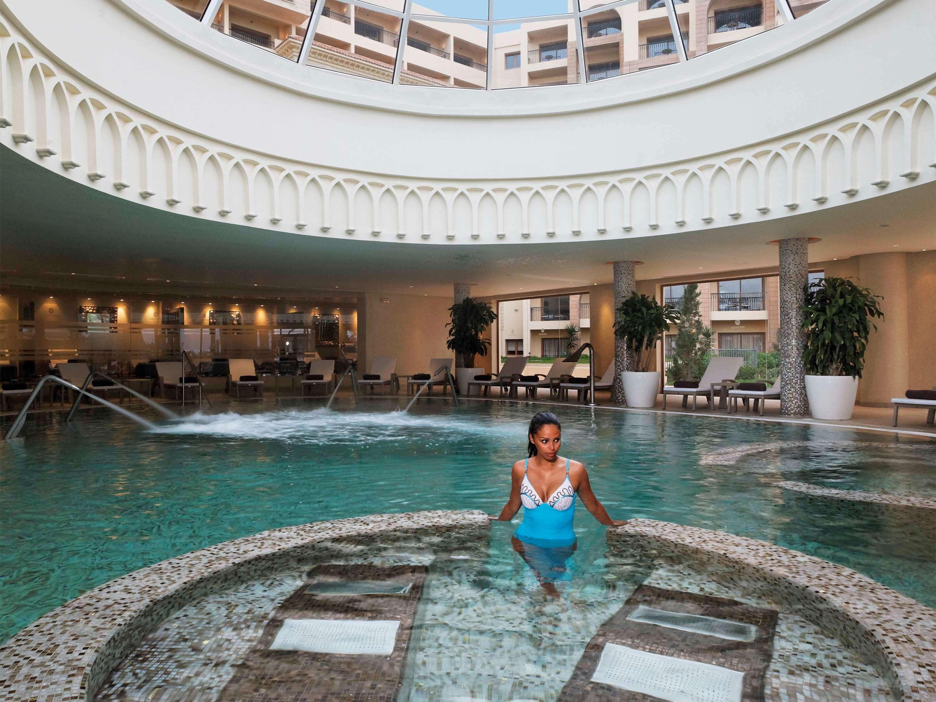 Moevenpick Resort & Marine Spa (סוס (עיר מראה חיצוני תמונה The pool at the Hilton Mauritius Resort