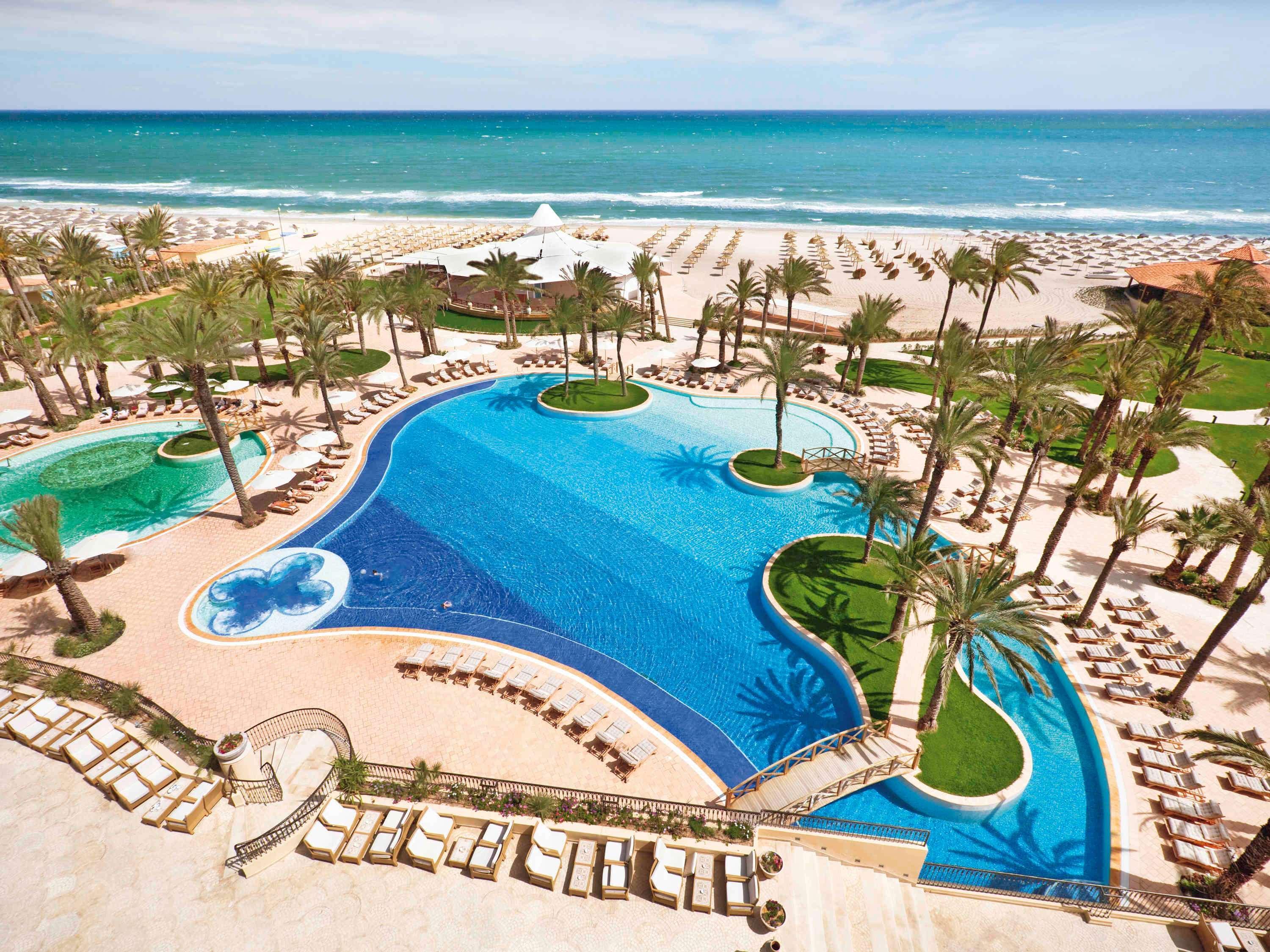 Moevenpick Resort & Marine Spa (סוס (עיר מראה חיצוני תמונה The swimming pool at the Royal Mirage